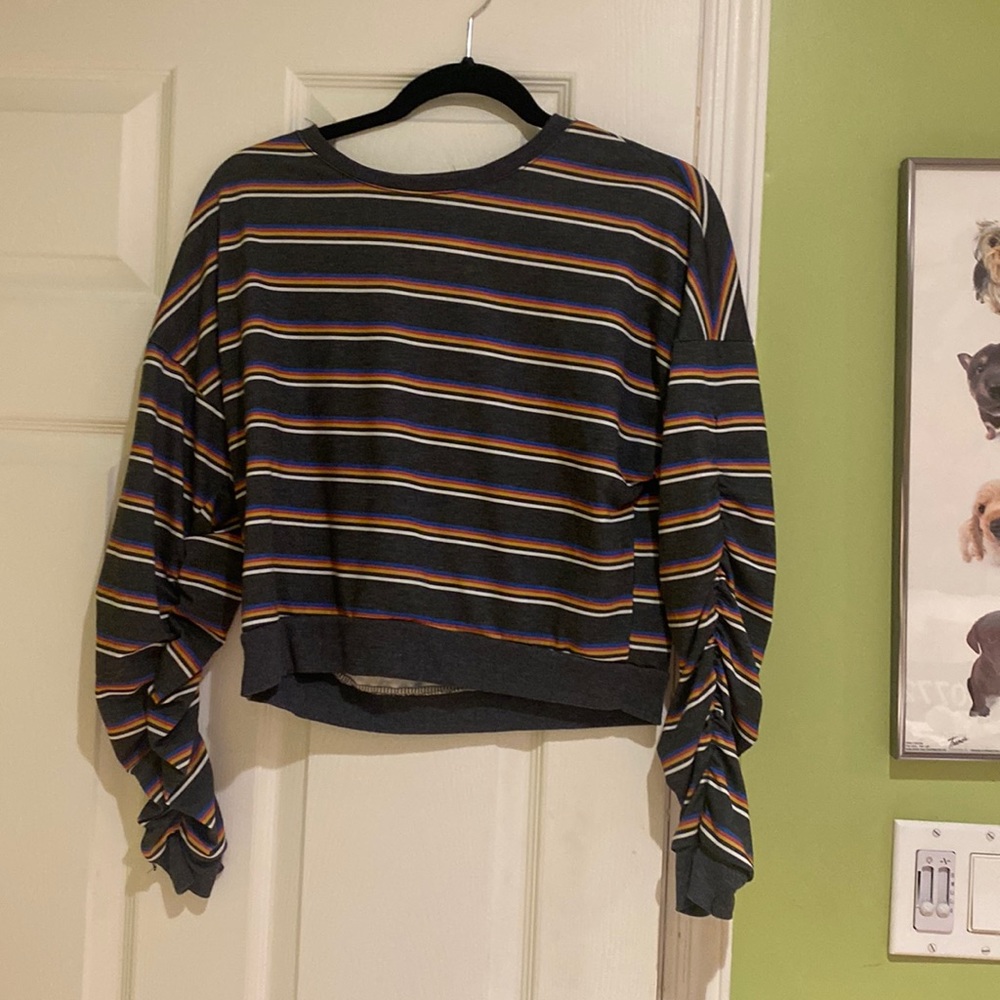 Cropped Grey Sweatshirt